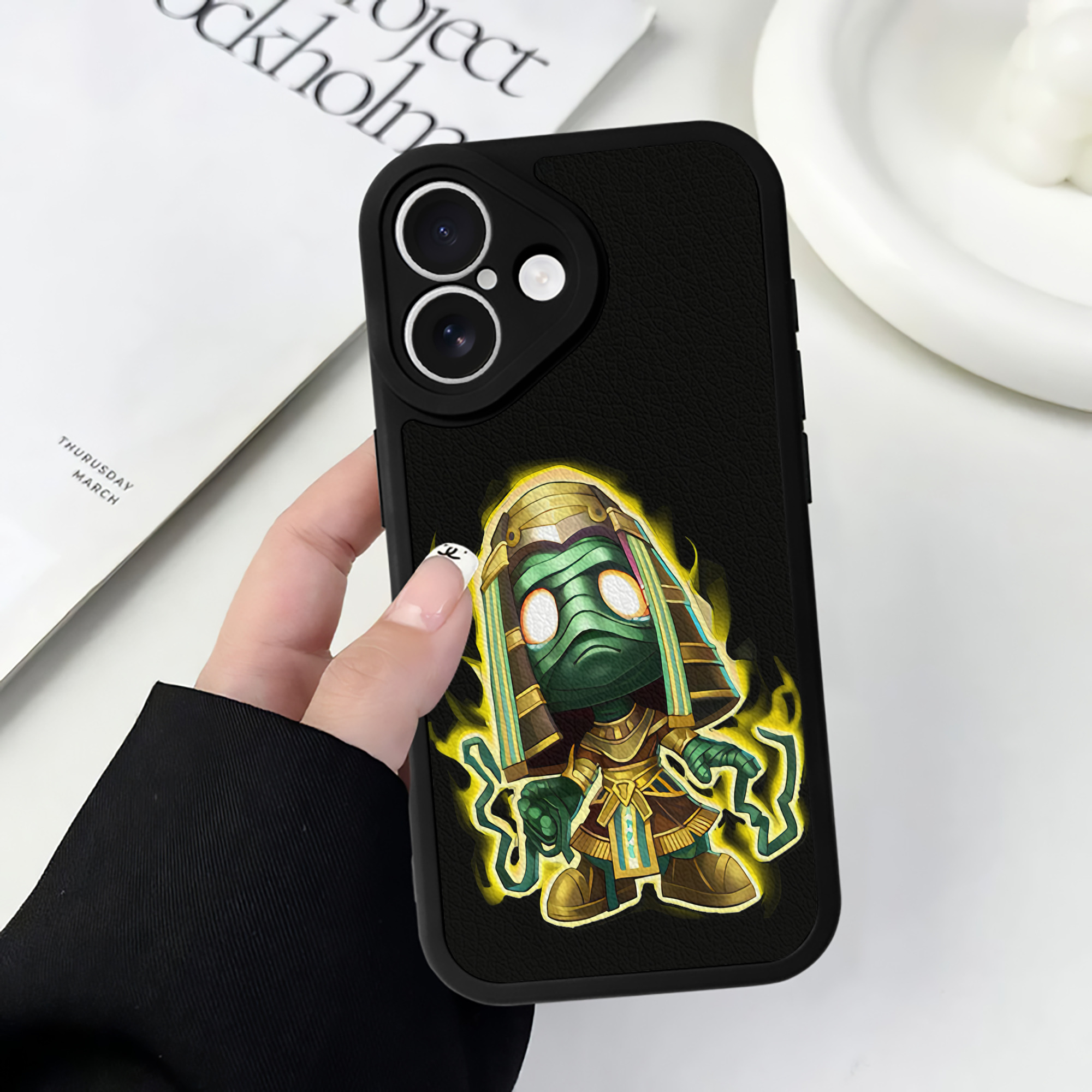 （画像用） リーグ・オブ・レジェンド League of Legends LOL 【iPhone 16シリーズ対応】シリコンスマホケース（レザー調） 材質：シリコン